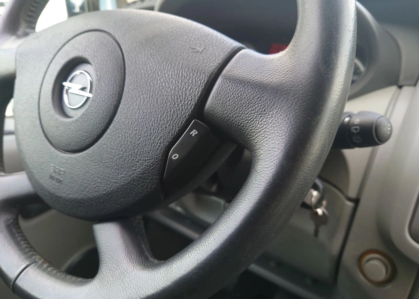 Opel vivaro 2012