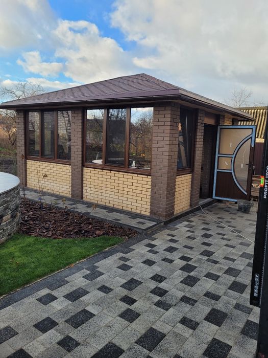 Бердичів криші, покрівельні роботи, сучаснн паркани,вкладання бруківки