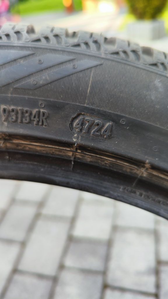 Opony wielosezonowe 245/40 r19 Pirelli kpl.