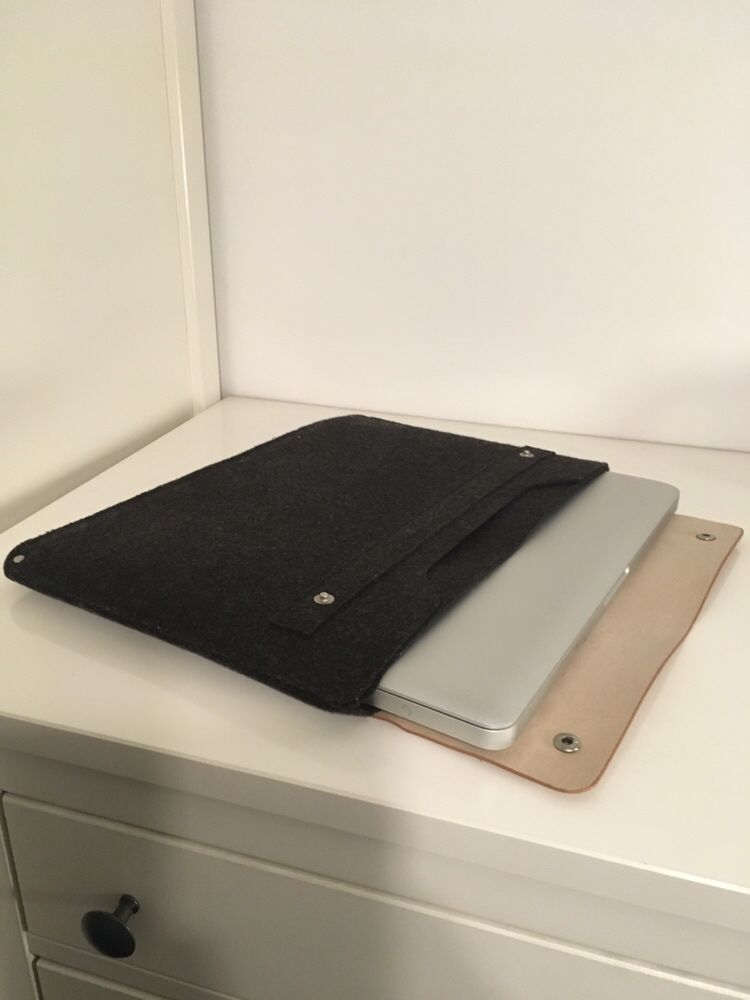 Чехол Mujjo для MacBook Pro 13