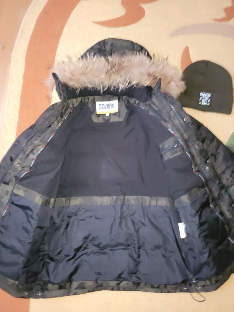 Зимова курточка на хлопчика з густим натур.мехом  розмір 146-152