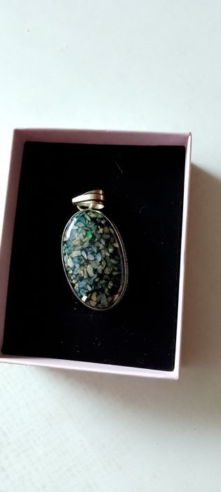 Продам серебряный кулон