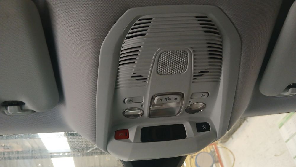 Plafonier frente PEUGEOT 5008 II (M_)