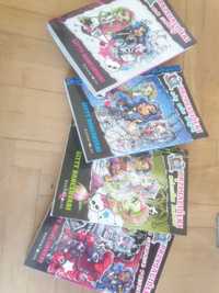 4 książki z serii monster high