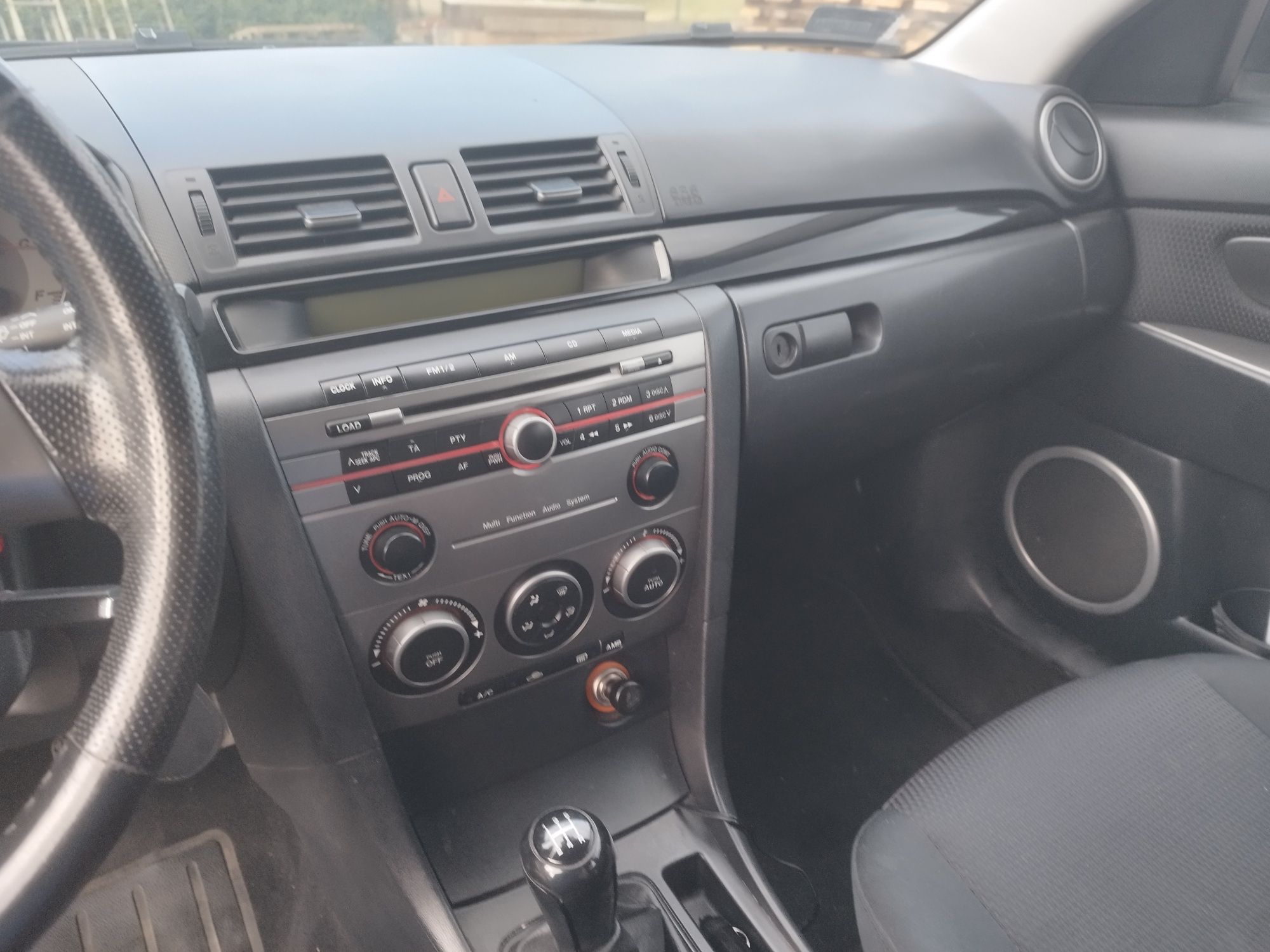 Mazda 3 2006 1.6 benzyna