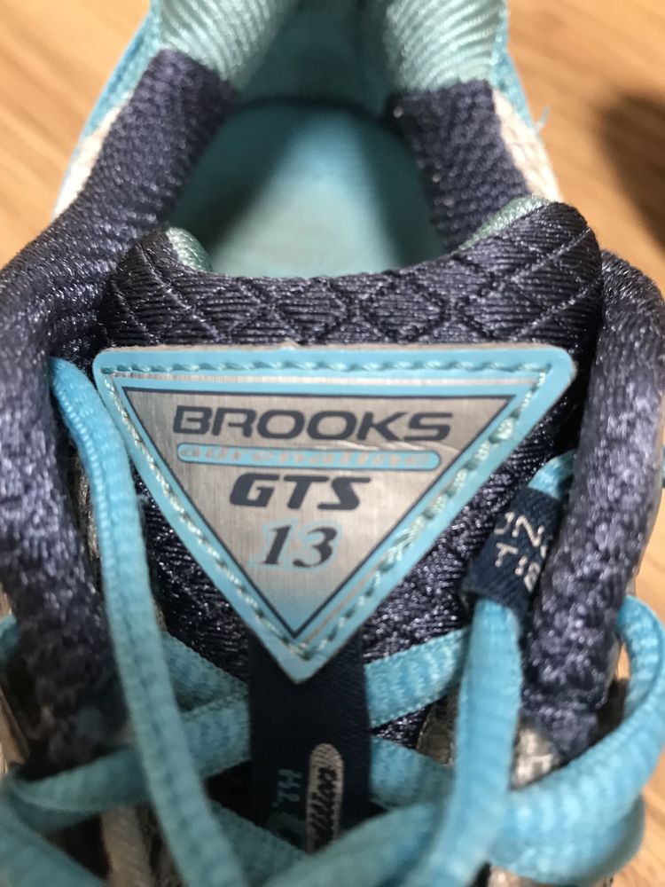 Кросівки Brooks GTS 13 Adrenaline