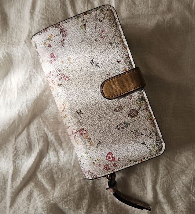 Carteira parfois (entrega em mão)