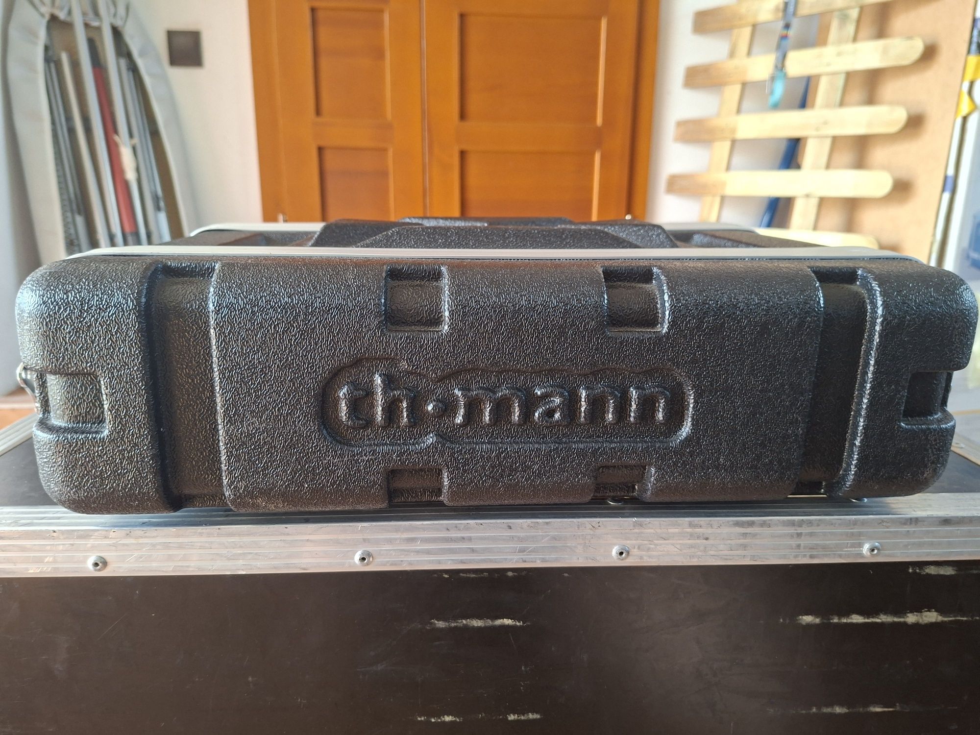 Wzmacniacz head basowy Warwick WA300