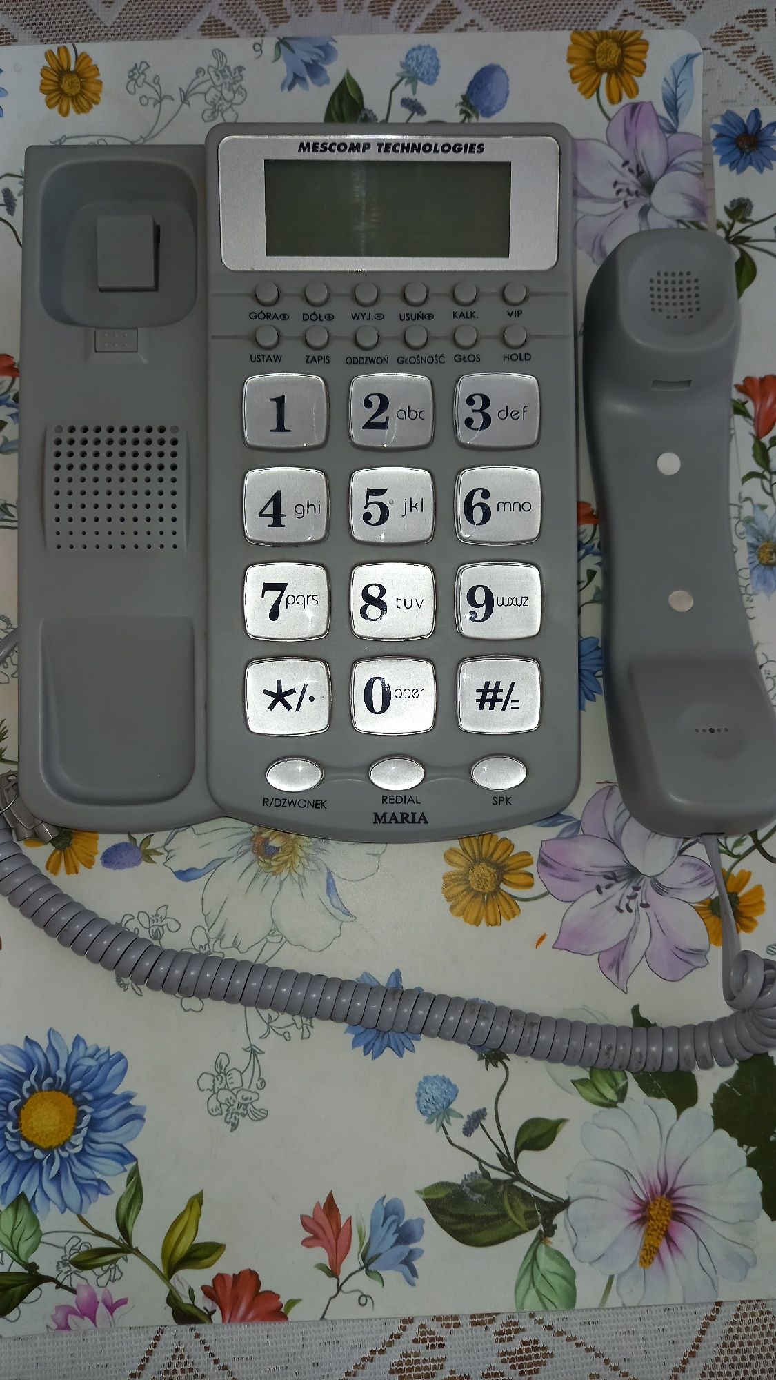 Telefon stacjonarny dla seniora
