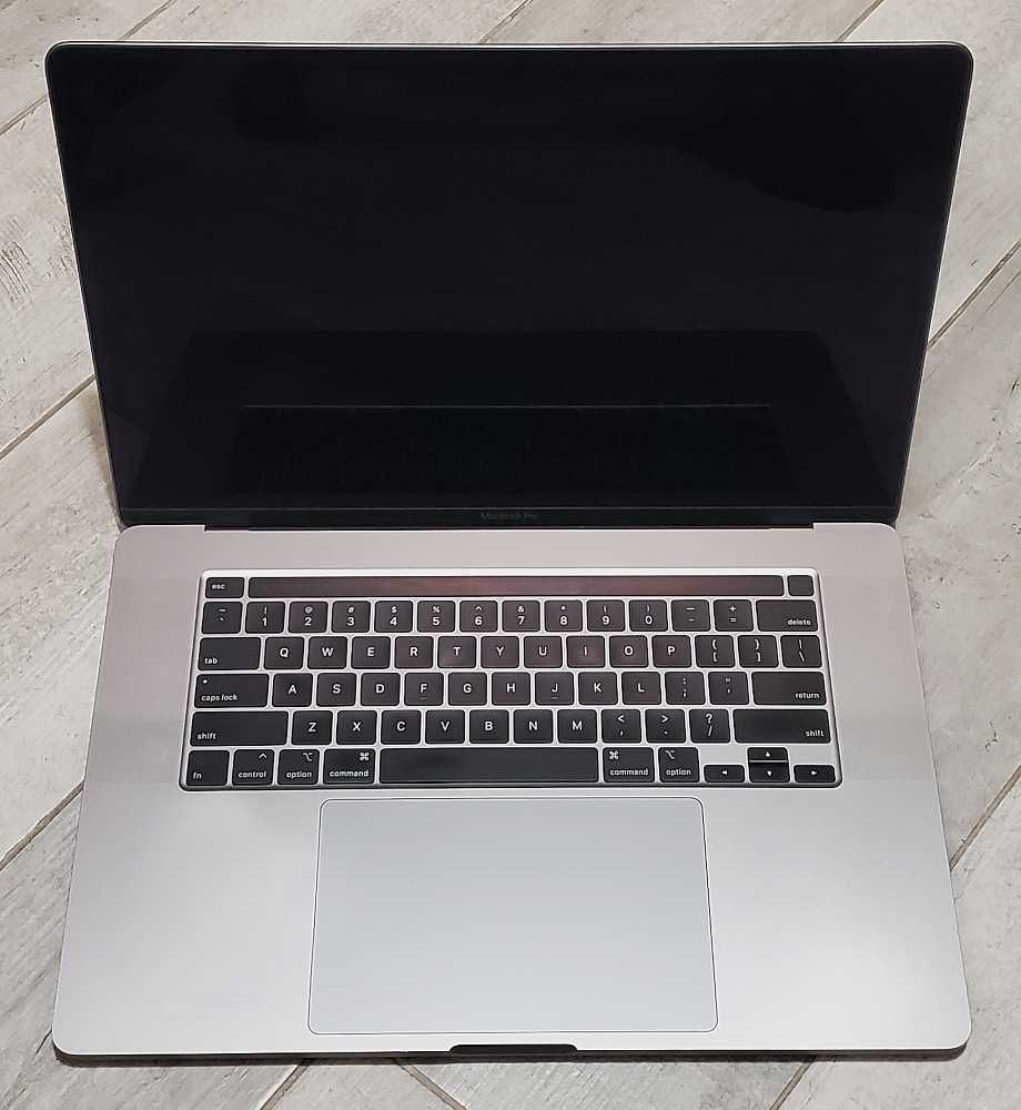2019 MacBook Pro 16 - INTEL i7 6C 2.6 GHz - 32GB DDR4 RAM - SSD 512GB
