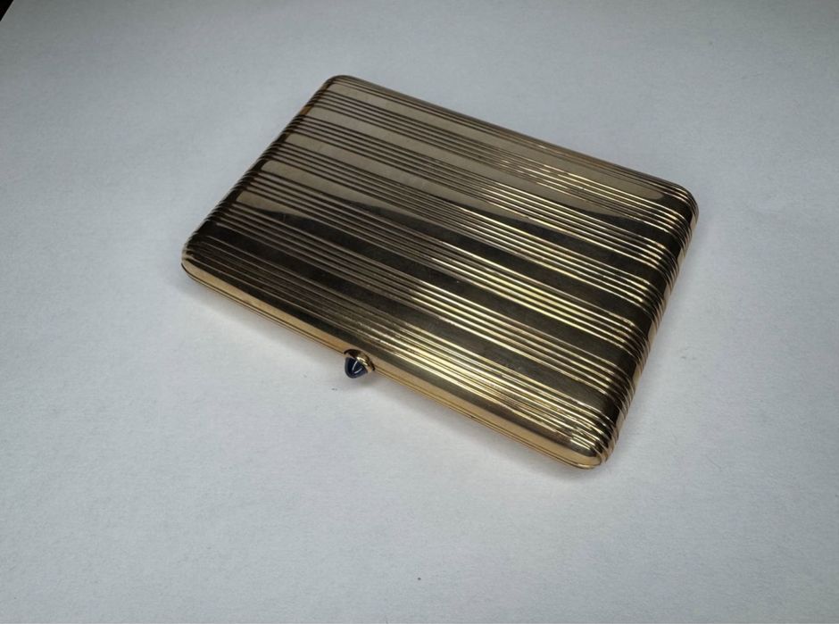 Антикварная вещь, золотая , проба 560.