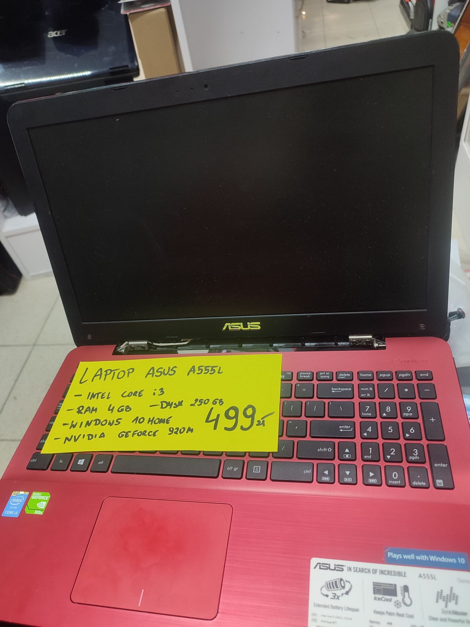 Laptop Asus A555L czerwony