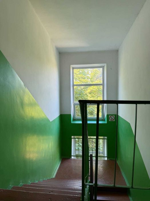 Продам 1 кімнатну 32 кв.м., вул. Метрологічна, 2-А, Голосіївський р-н