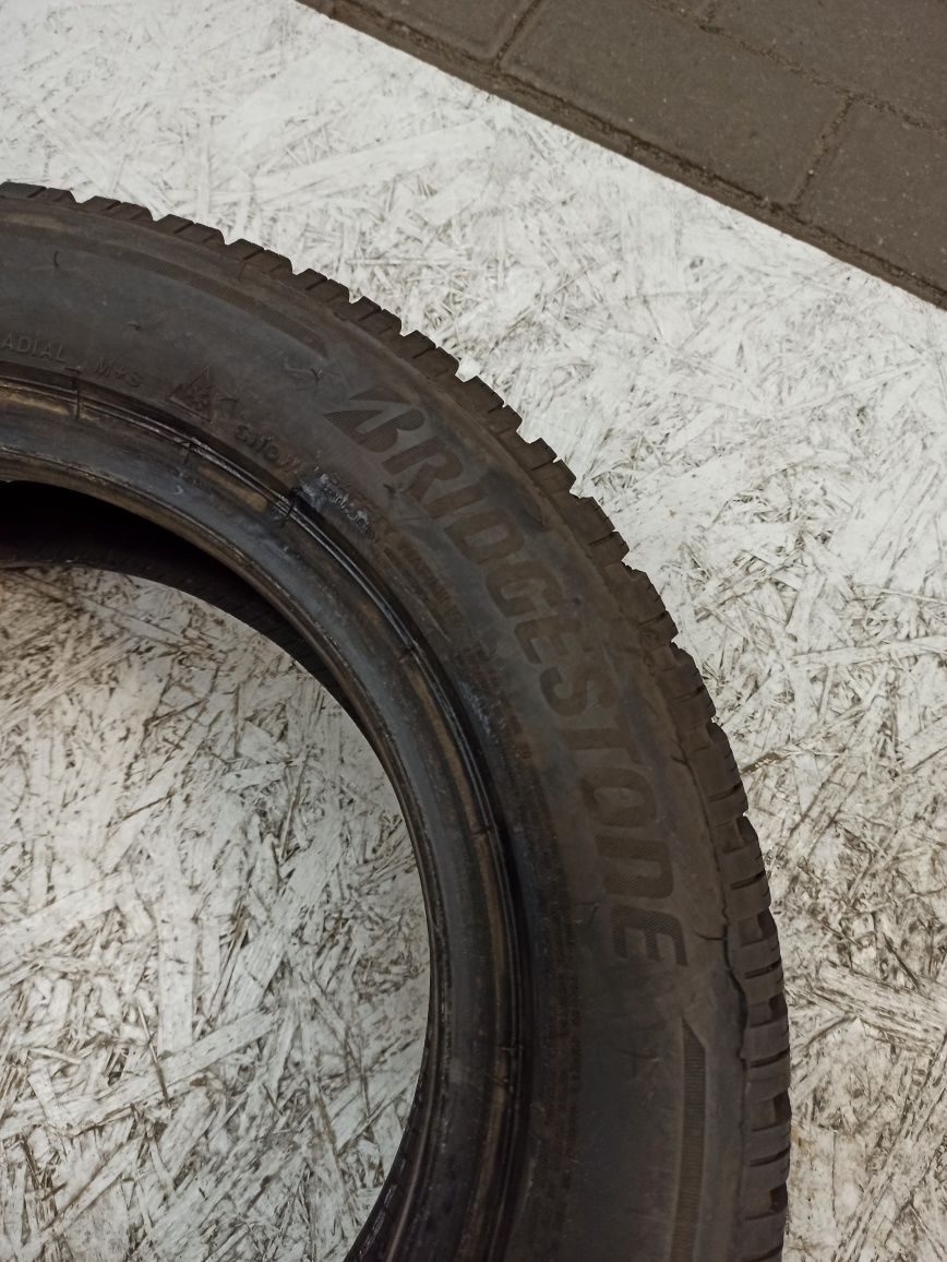 4 opony zimowe Bridgestone 175/65 14, 7mm. Możliwy montaż
