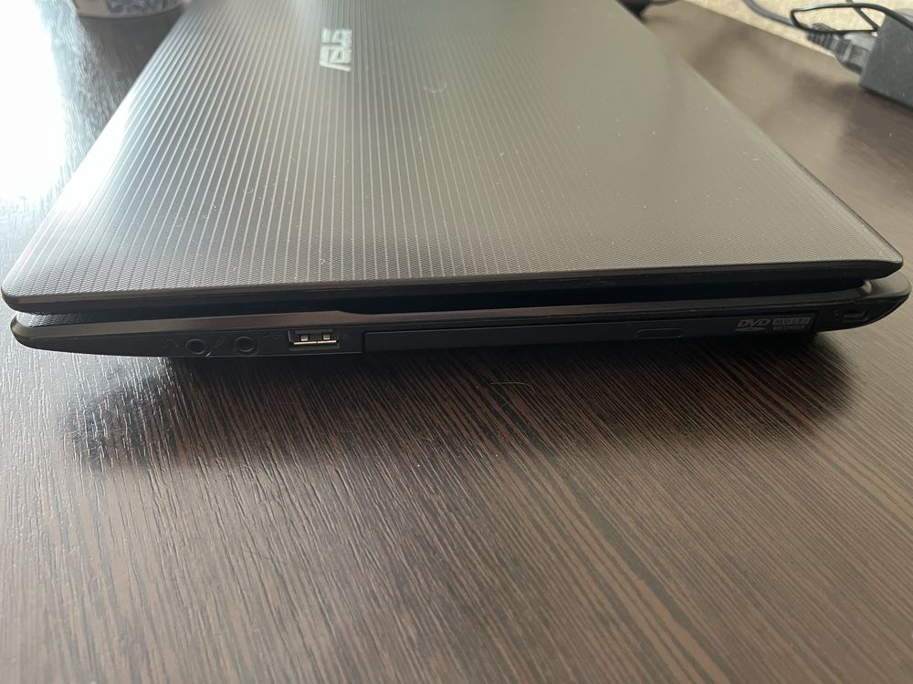 Ноутбук Asus K53B