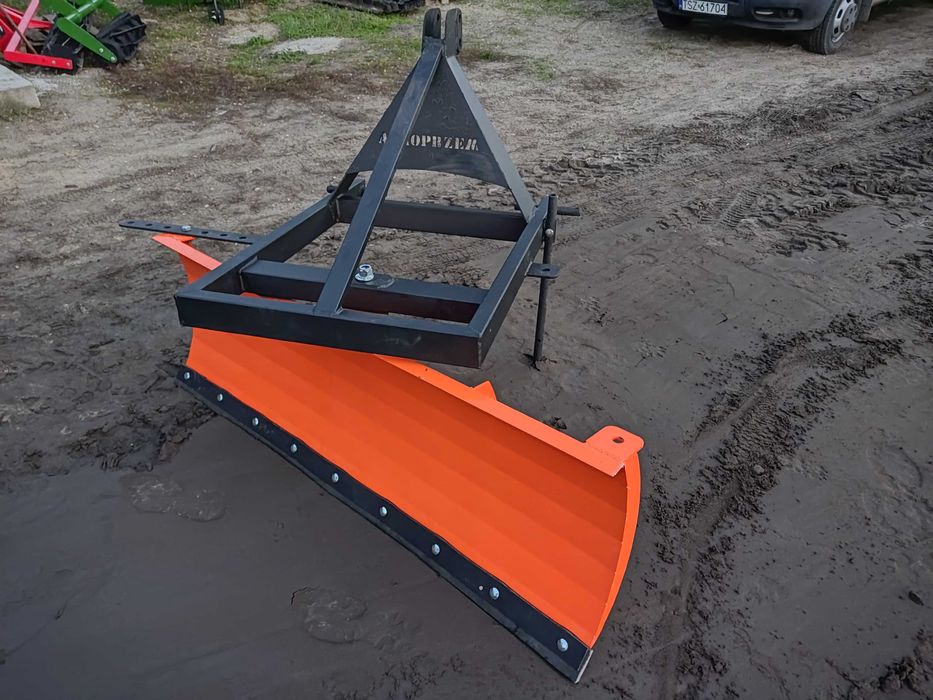Pług do śniegutraktora tuz obracana wieżyczka przód tył Transport