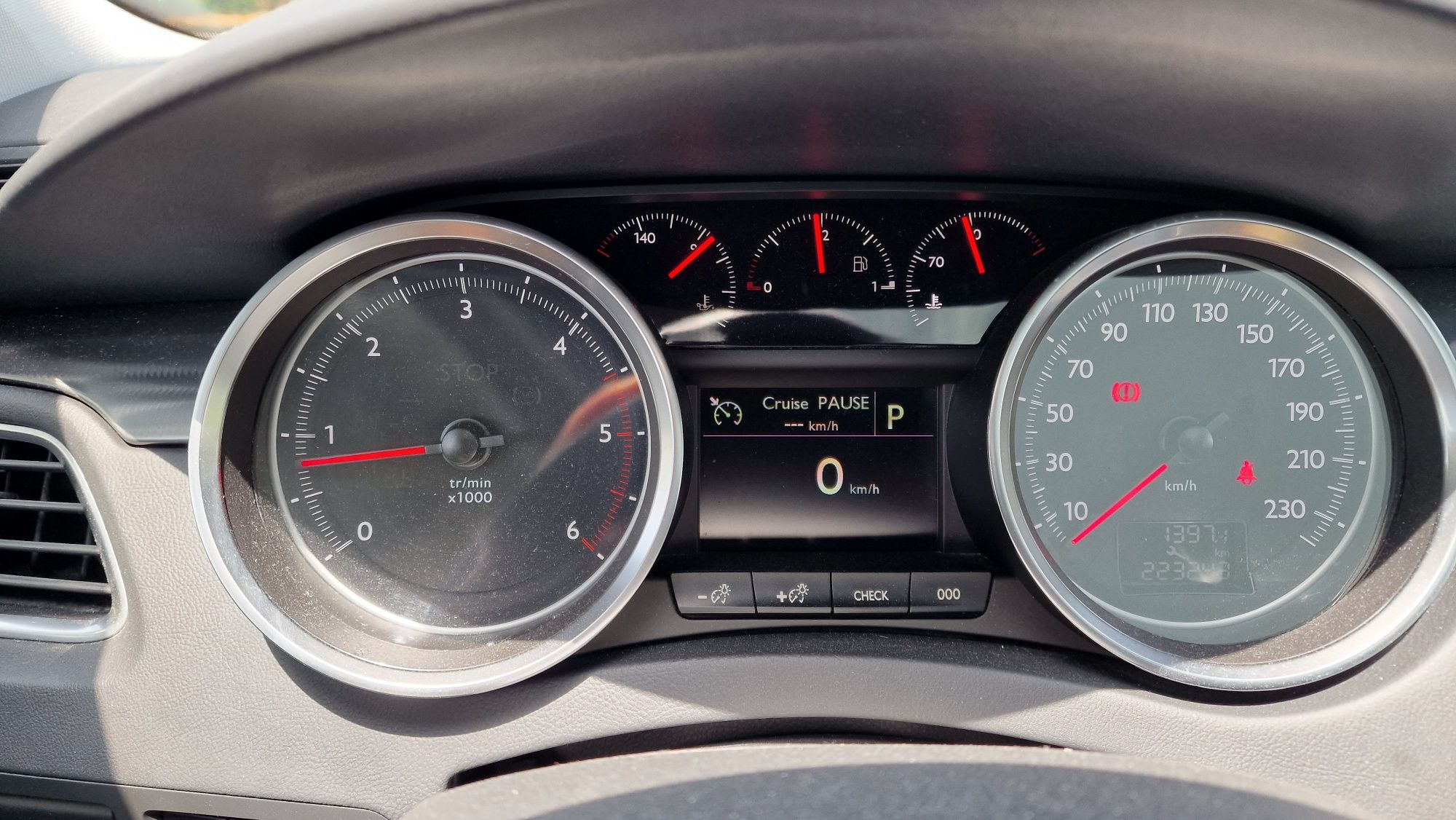 PEUGEOT 508 RXH 2.0HDI 200CV [Impecavel]