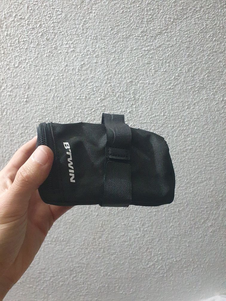 Bomba + Bolsa + Selim + 2 Porta Bidons + Câmara de Ar