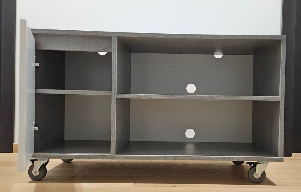 Stolik TV Billund komoda regał kółka szary beton biały ideał