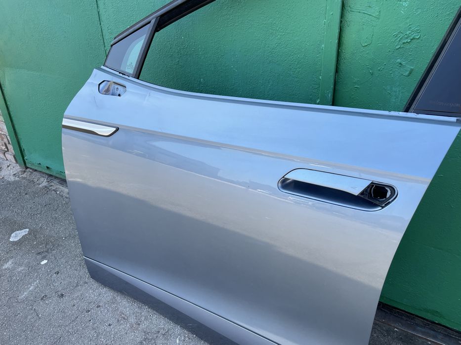 Двері ліві фольксваген vw volkswagen id 4 ід4 ID4