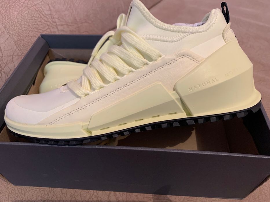 Продам кросівки Ecco Biom 2.0