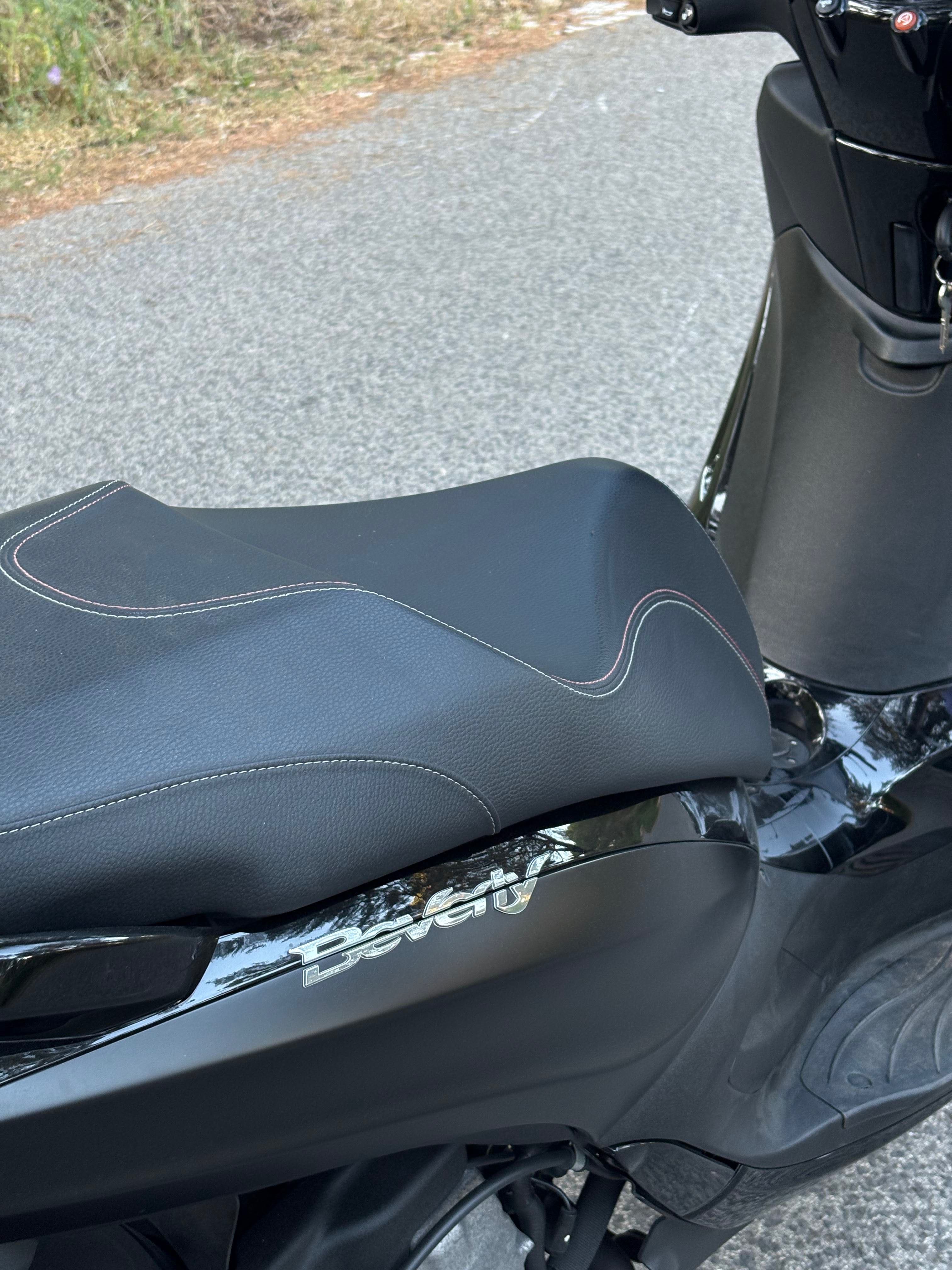 Piaggio Beverly Sport Touring 350