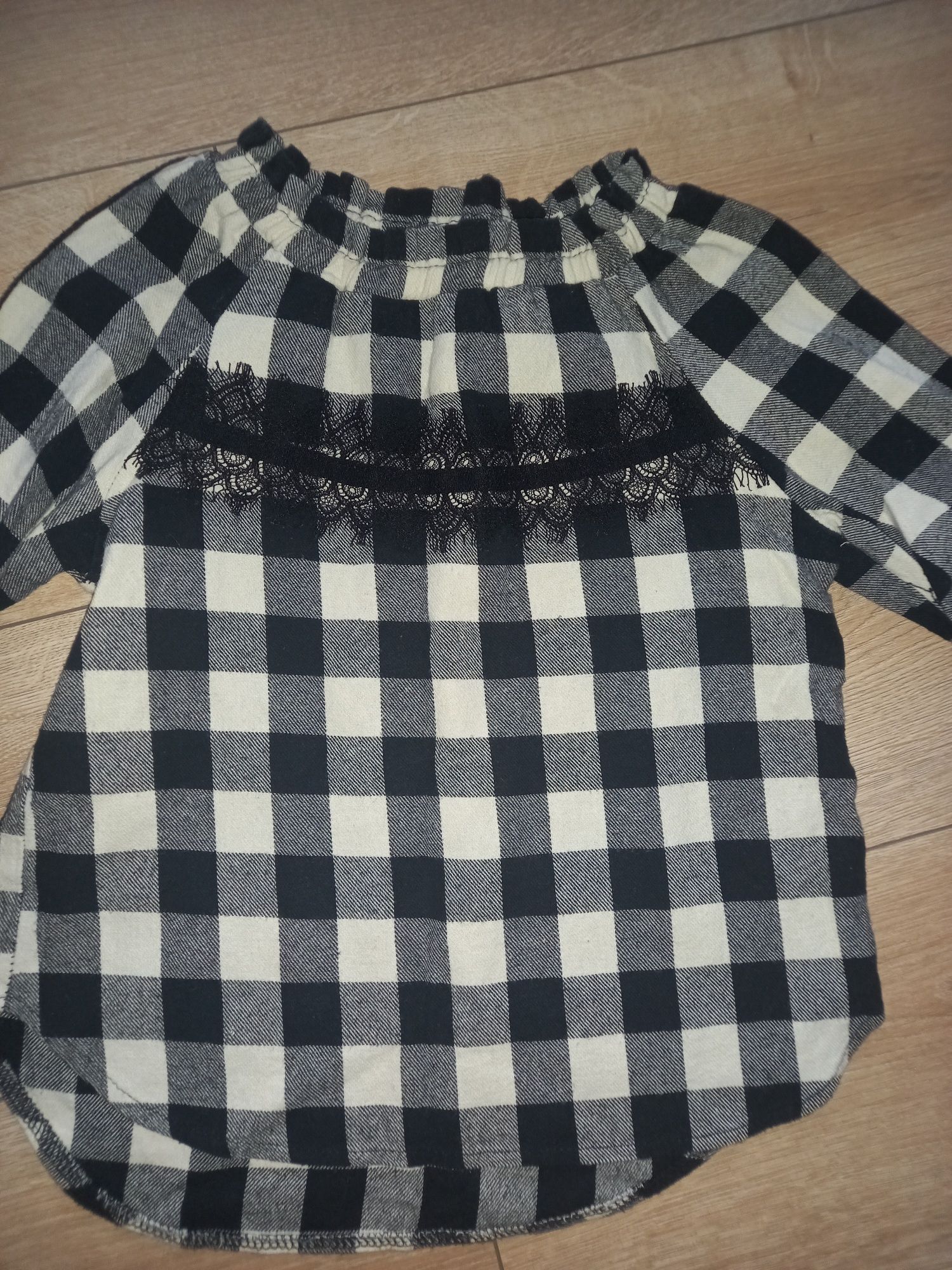 Paczka r.122/128 h&m Reserved  20sztuk (spodniczki spodnie sukienki)