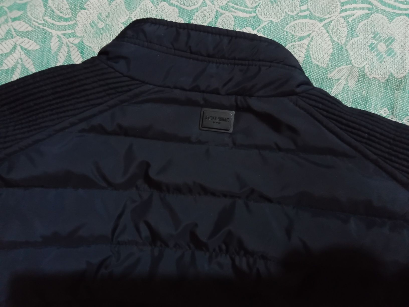 Продам куртку Antony Morato