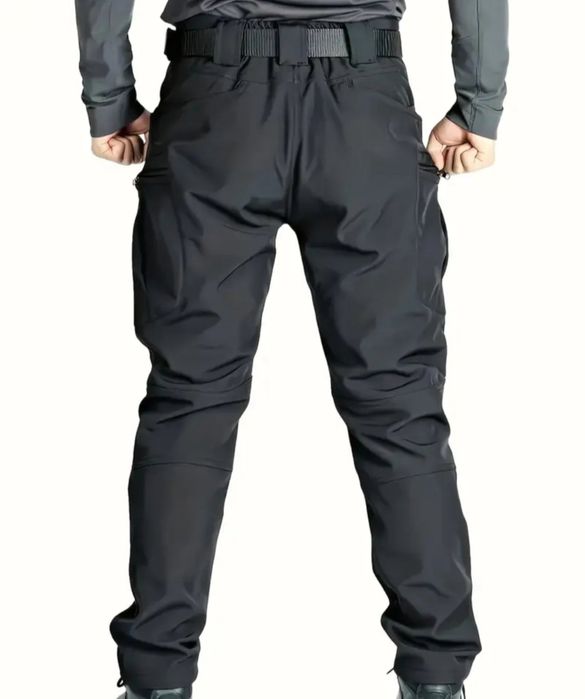 Чоловічий зимовий костюм