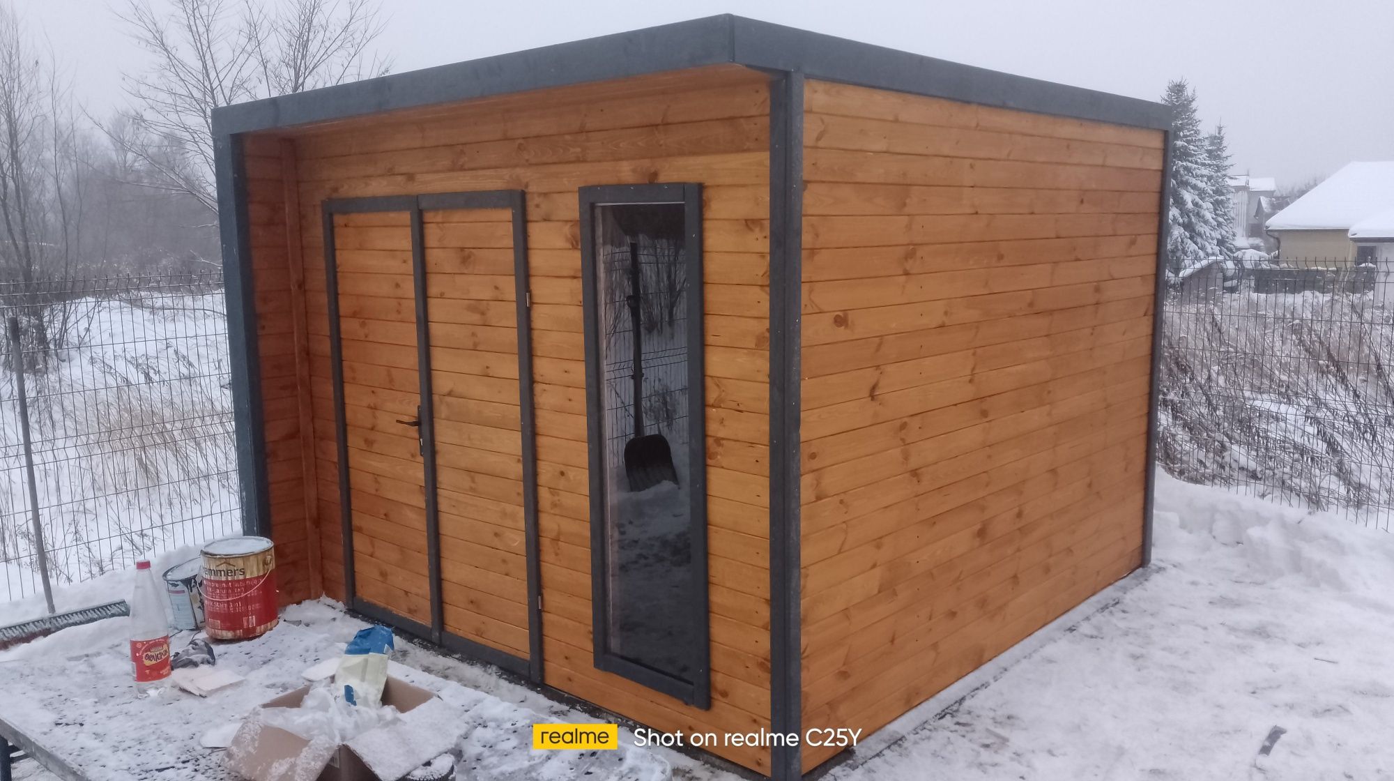 D1 500x300 Nowoczesny domek narzędziowy ogrodowy