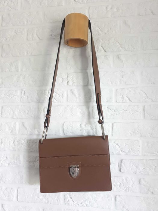 Goshico torebka damska Klasyczna brązowa listonoszka ze skóry