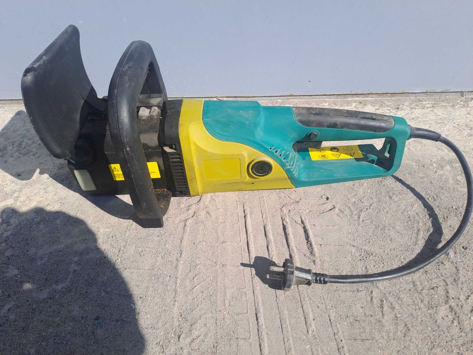 Пила цепная электрическая ПЦ-2000 "Тайга"