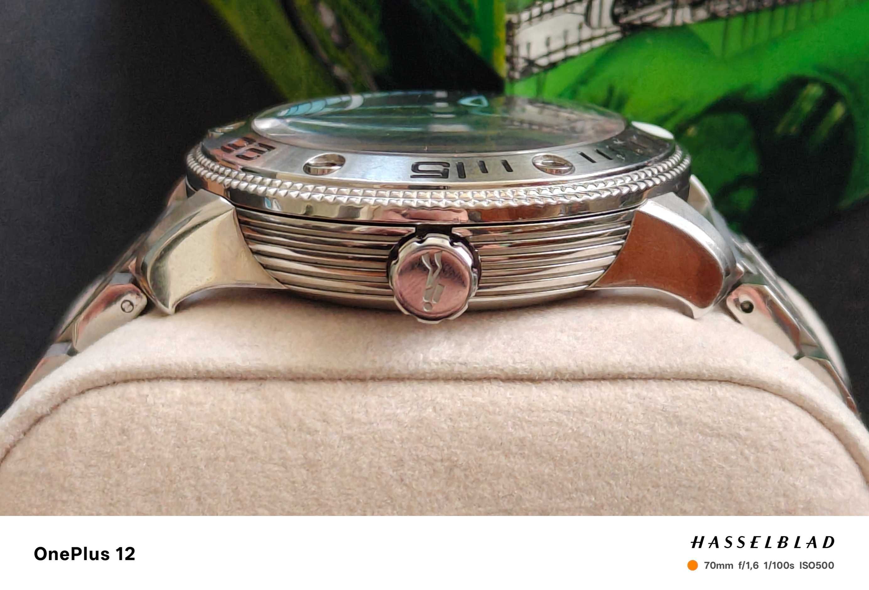 Zegarek Helix Octo Diver - 300m, Swiss Movement, Szafir