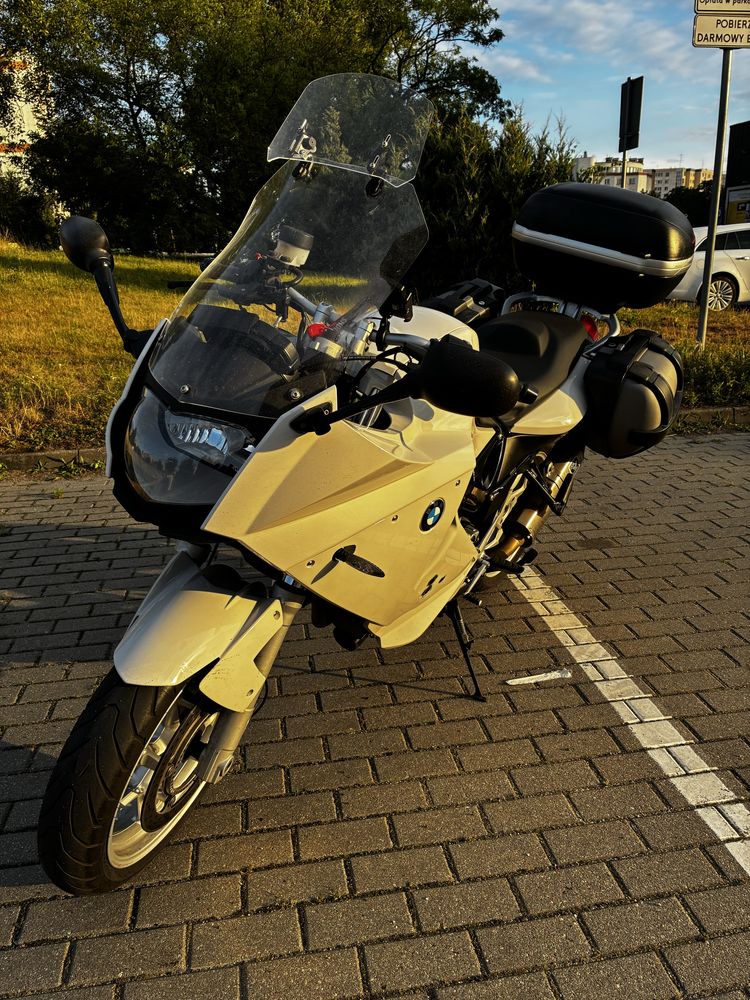 BMW F800ST 2009 r., doposażony w bdb stanie