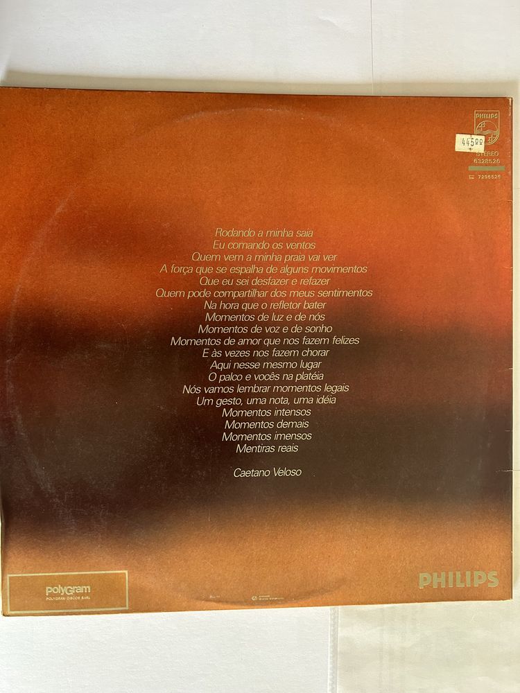 LP Maria Bethânia, Nossos Momentos