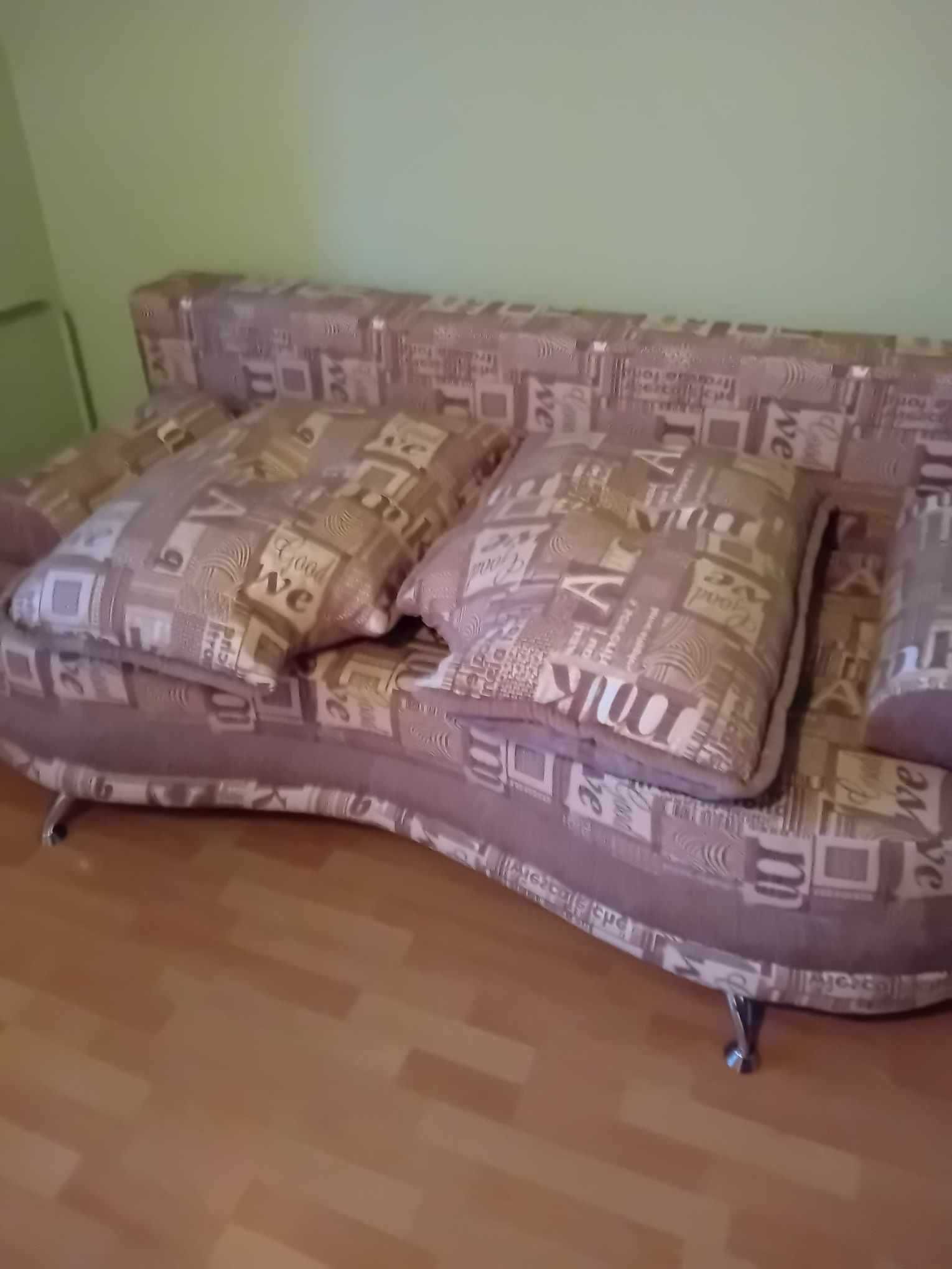 łóżko kanapa sofa 180x200cm stan idealny używane tylko pół roku