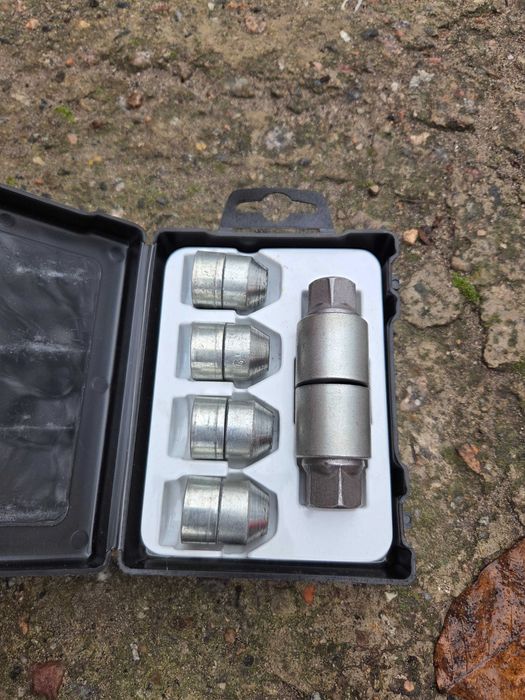 Продам диски ZW 393 (R14 4x100)