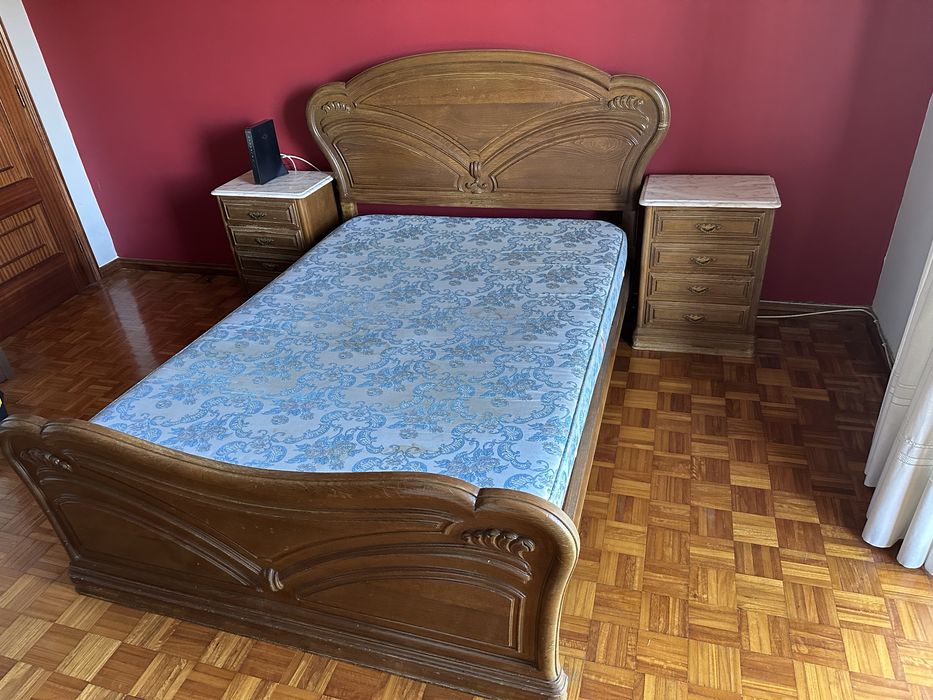 Cama 140x180 com colchao ortopedico criados mudo, movel e tv