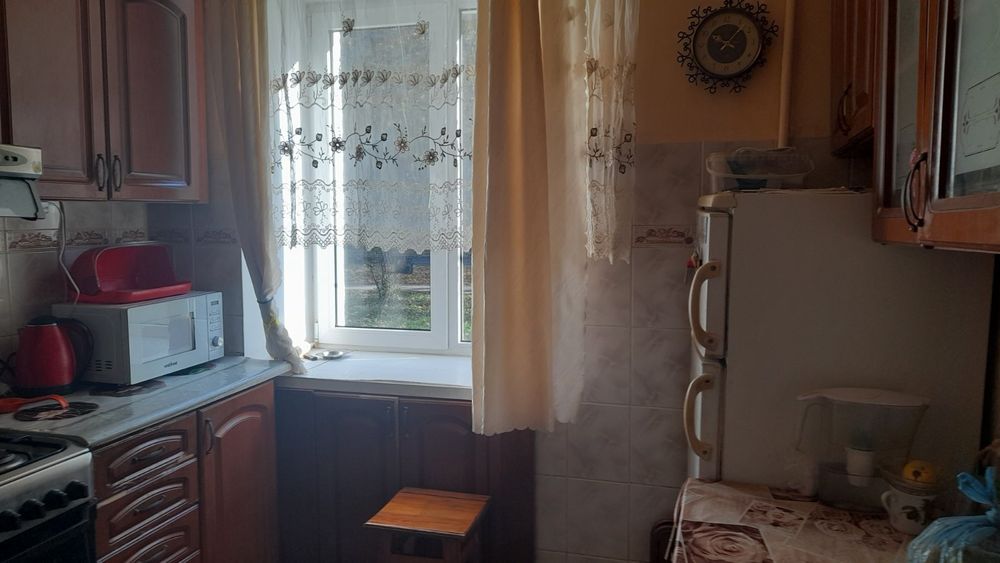 Кімната в двокімнатній квартирі