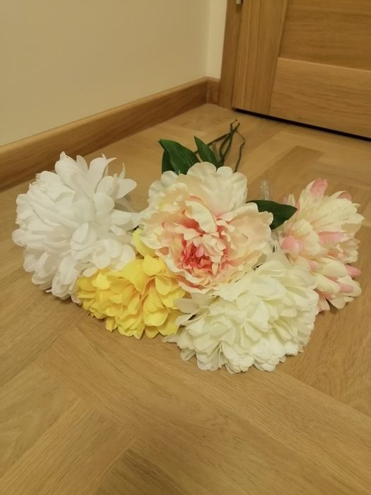 Chryzantemy duże, nowe 5 sztuk