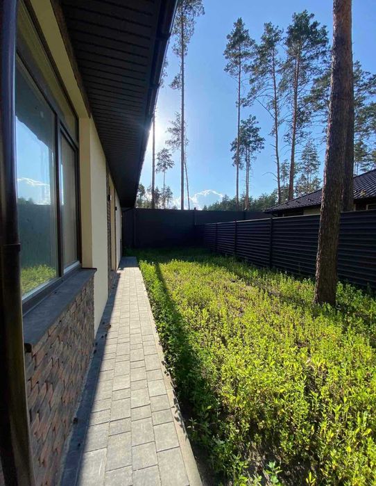 Одноповерховий цегляний, утеплений будинок в Лісовій Бучі.