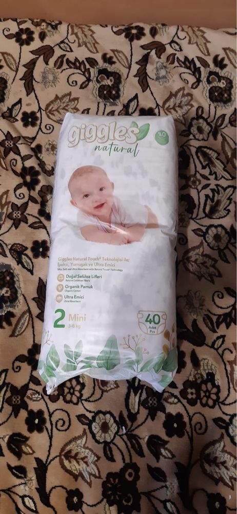 Підгузки памперсы Giggles розмір 2 40 шт. (Не Dada, Pampers, Huggies)