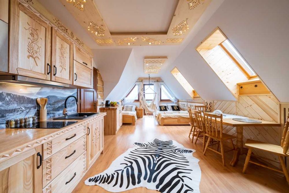 Apartament pokój z widokiem na góry balkonem atrakcje dla dzieci