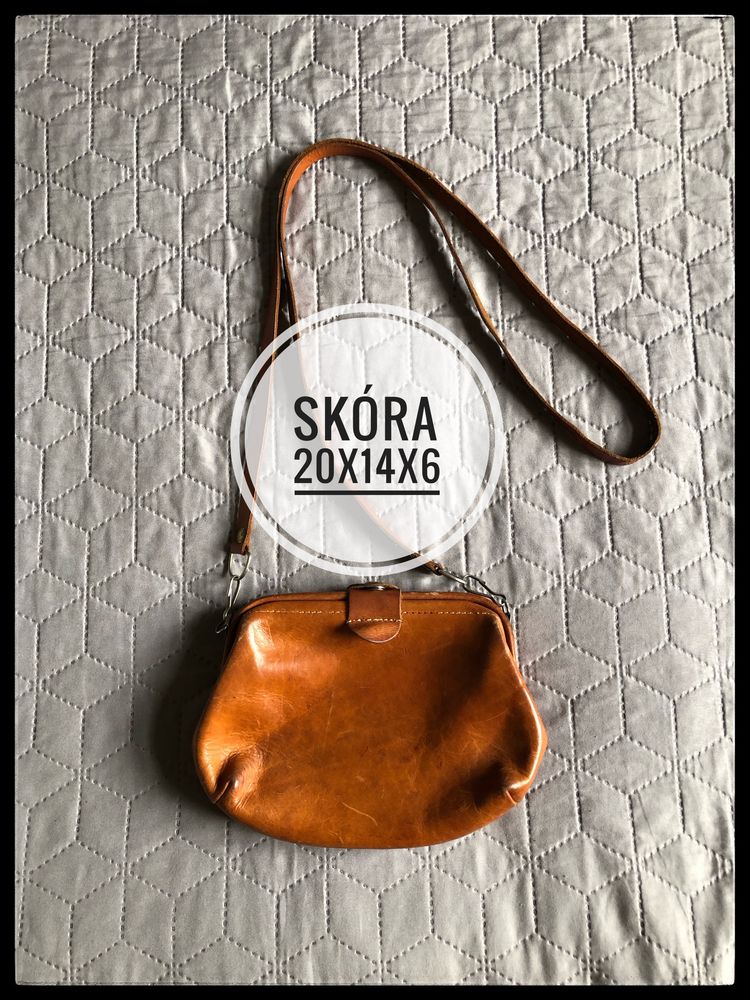 846. Brązowa skórzana mała torebka na ramię. 20x14x6 cm. Skóra