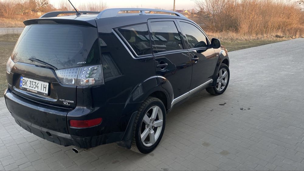 Продам Мітсубісі аутлендер XL2.4