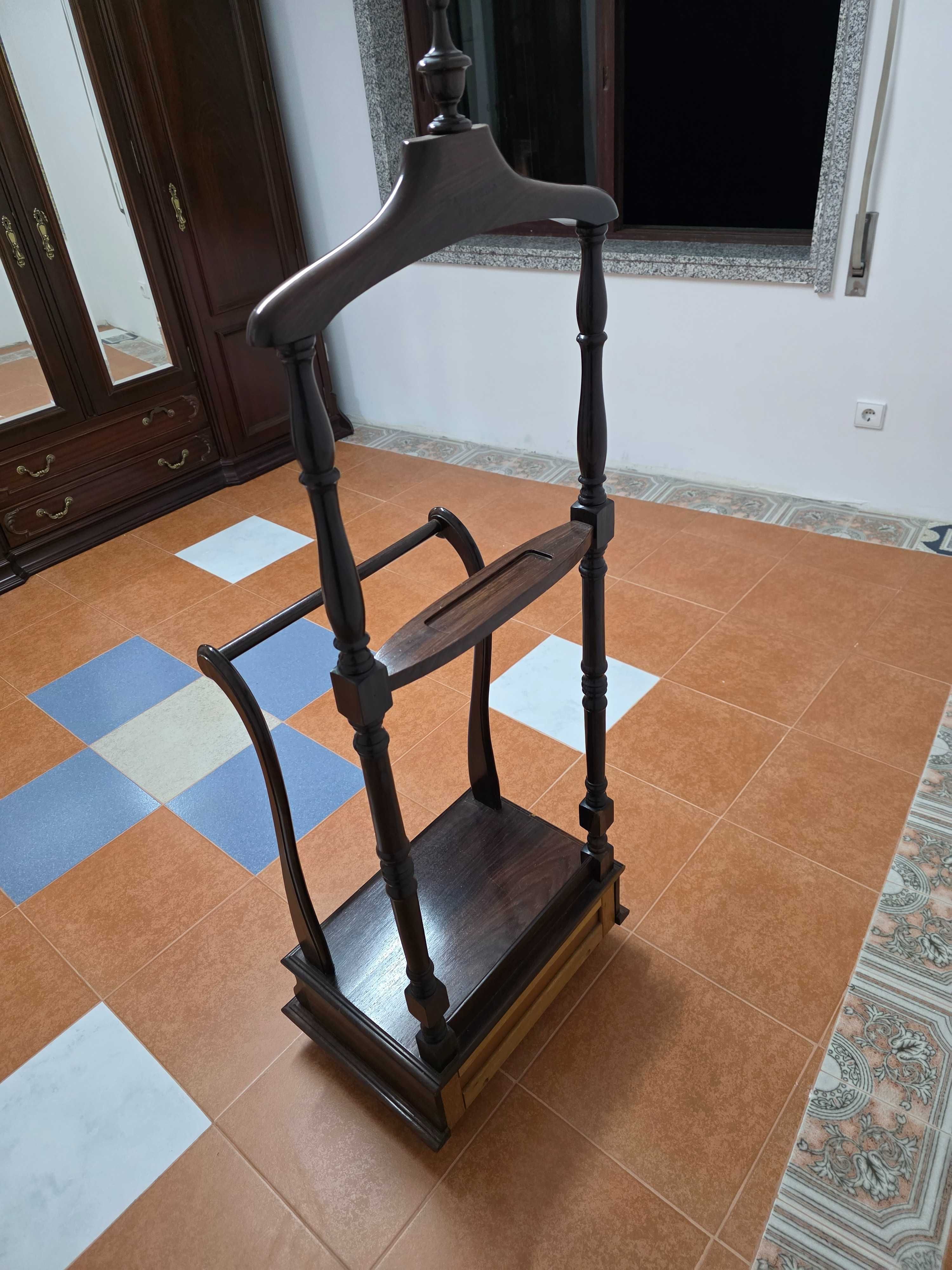 Bengaleiro Pau Santo