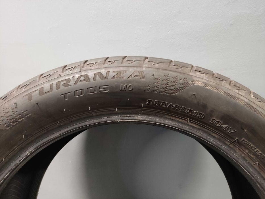 4x255/45R19 Bridgestone Turanza T005, 104Y, 2023 rok