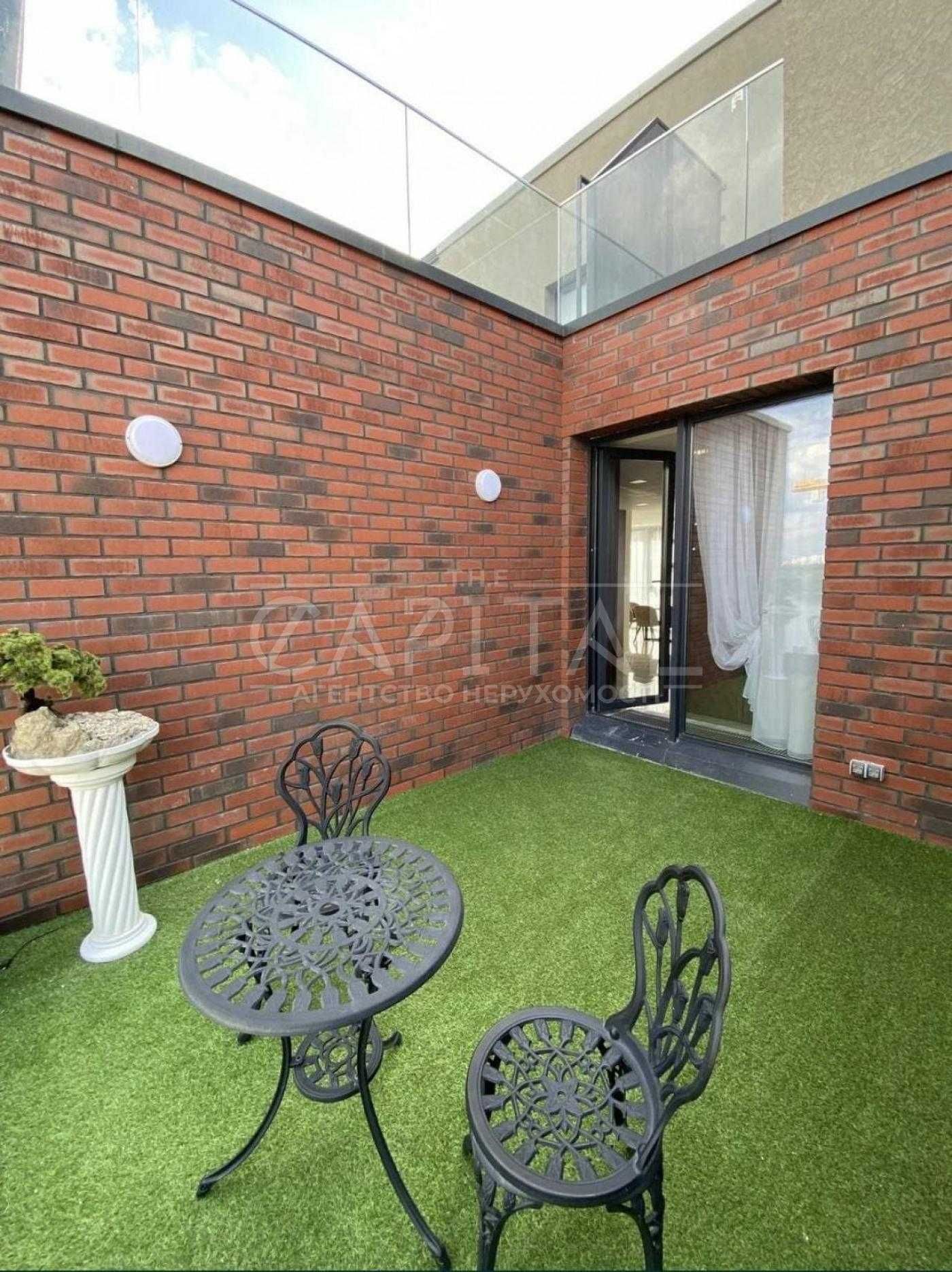 Срочно! Продам 144м2 в ЖК Рыбальский с 2 террасами. Подол. Торг.