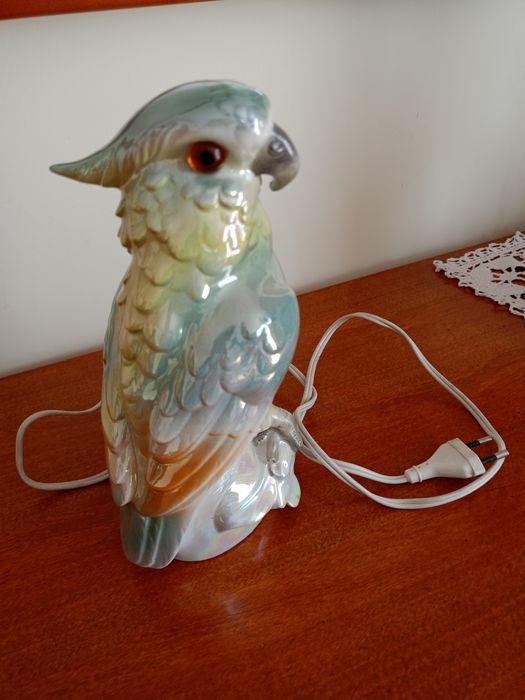 Piękna  porcelanowa lampka nocna- zapachowa