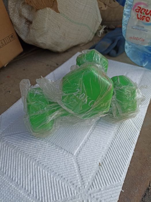 Гантели для тренировок по 2 кг